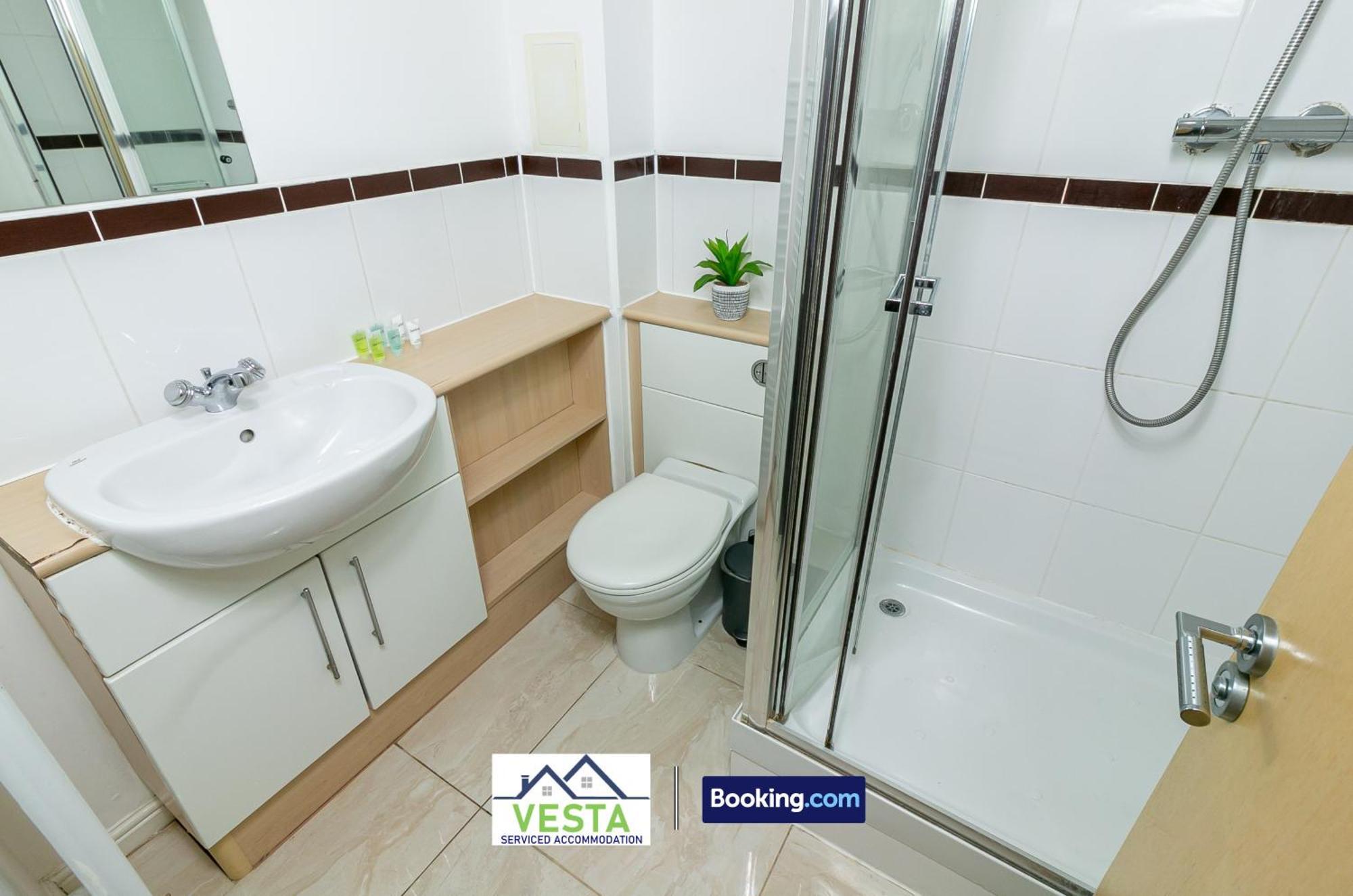 Two Bedrooms Apartment By Vesta Serviced Accommodation & Short Lets Hatfield With Free Wifi Hatfield (Hertfordshire) Exterior foto
